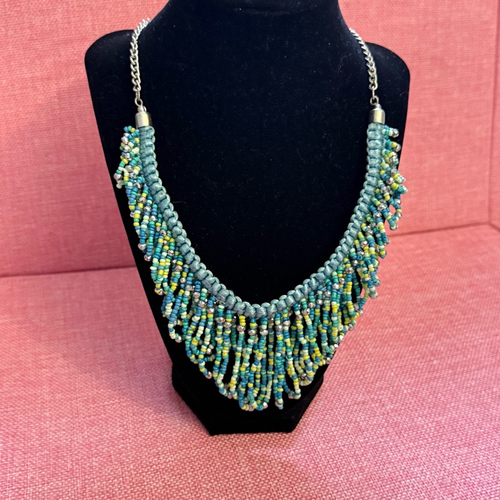 Beautiful necklace 💚🩵